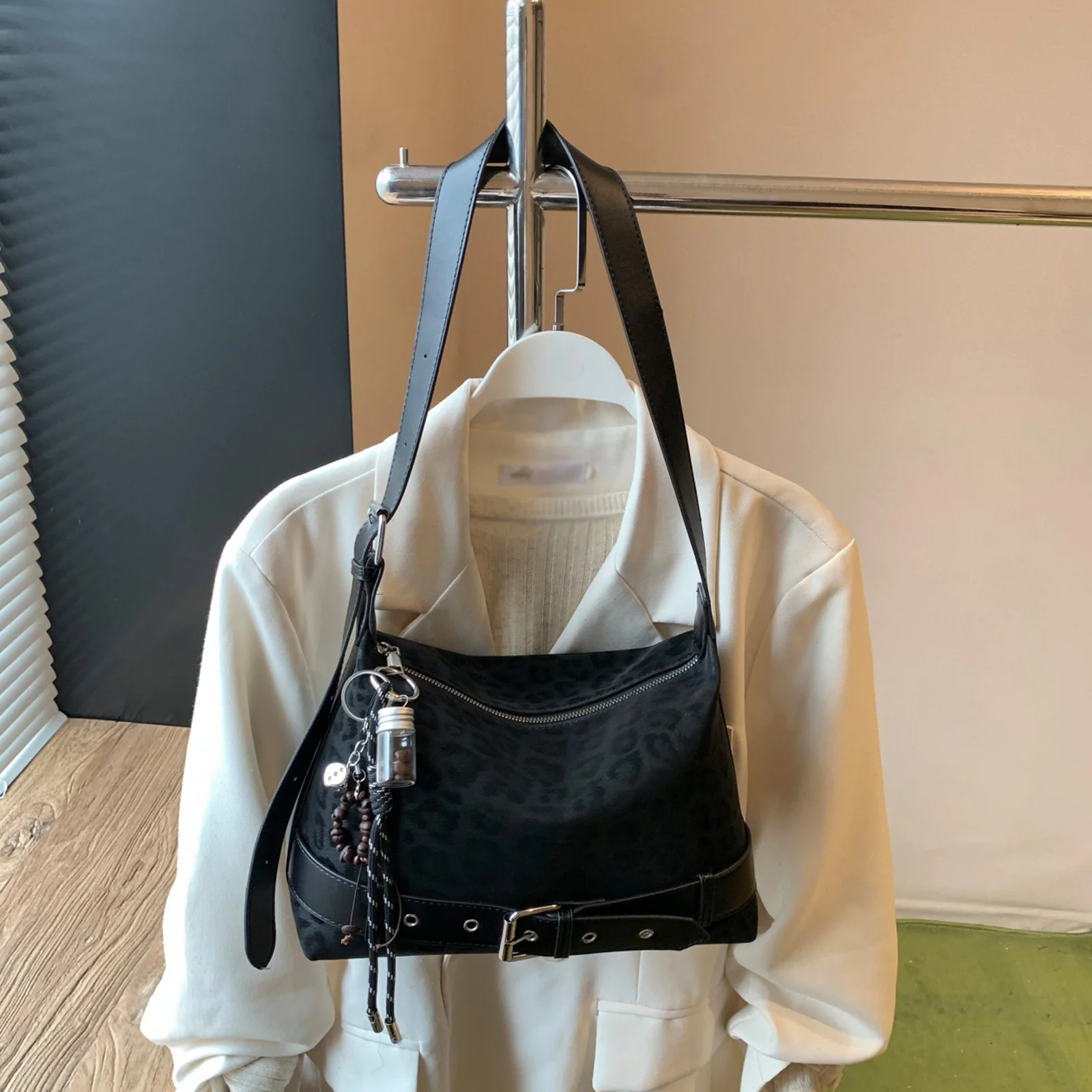 Cheetah Hobo Handbag PU Leopard Print Underarm Bag with Belt Armpit Bag for Women Travel Shopping Daily Use