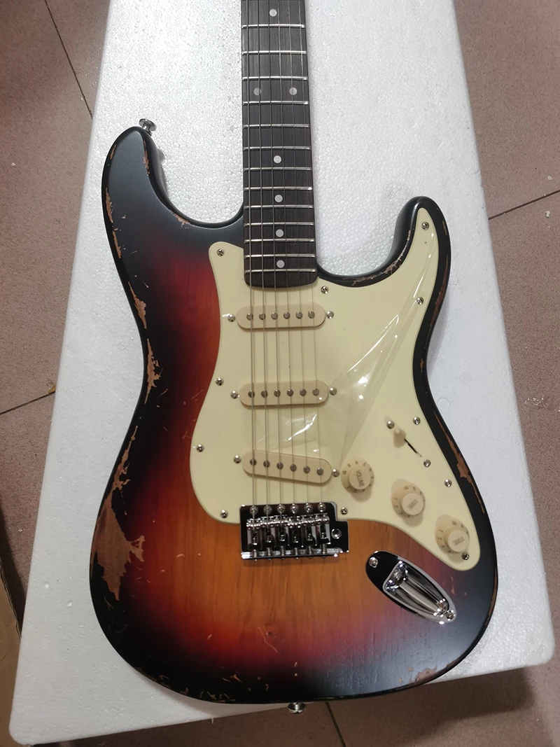 

Rosewood fingerboard, electric guitar Products , Alder body, Heavy relic electric guitar，In stock