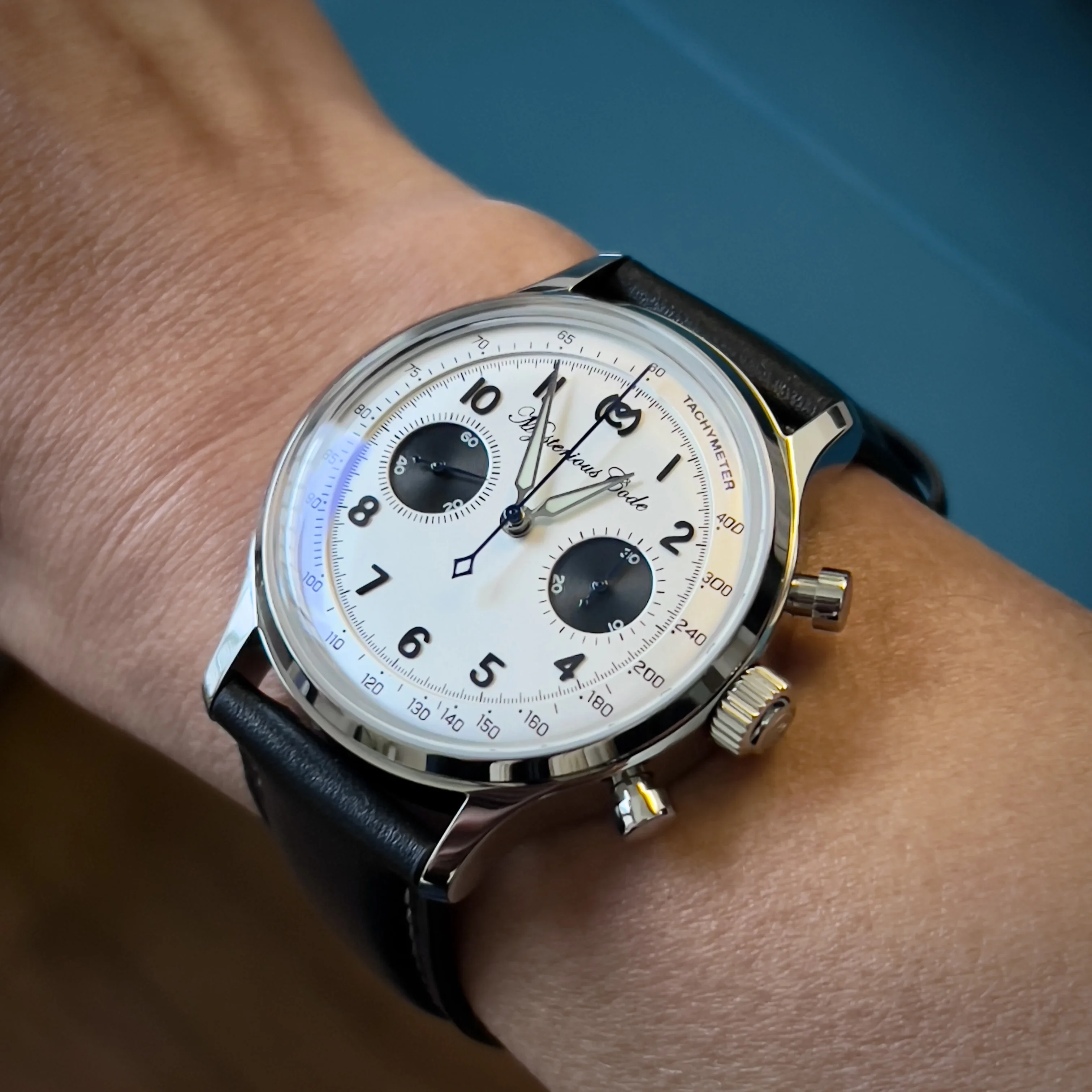 

Mysterious Code 40mm China Aviation Pilot Chronograph Mechanical Multifunction 1963 Watch For Men ST1901 Movement Mineral Glass