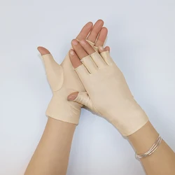 Breathable Lightweight Half-Finger Fitness Gloves - One Size (MISE)