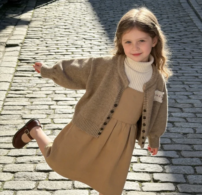 여아 스웨터 2026 가을 신상 아동복 한국 스타일 여자  패션 루즈 스웨터 가디..