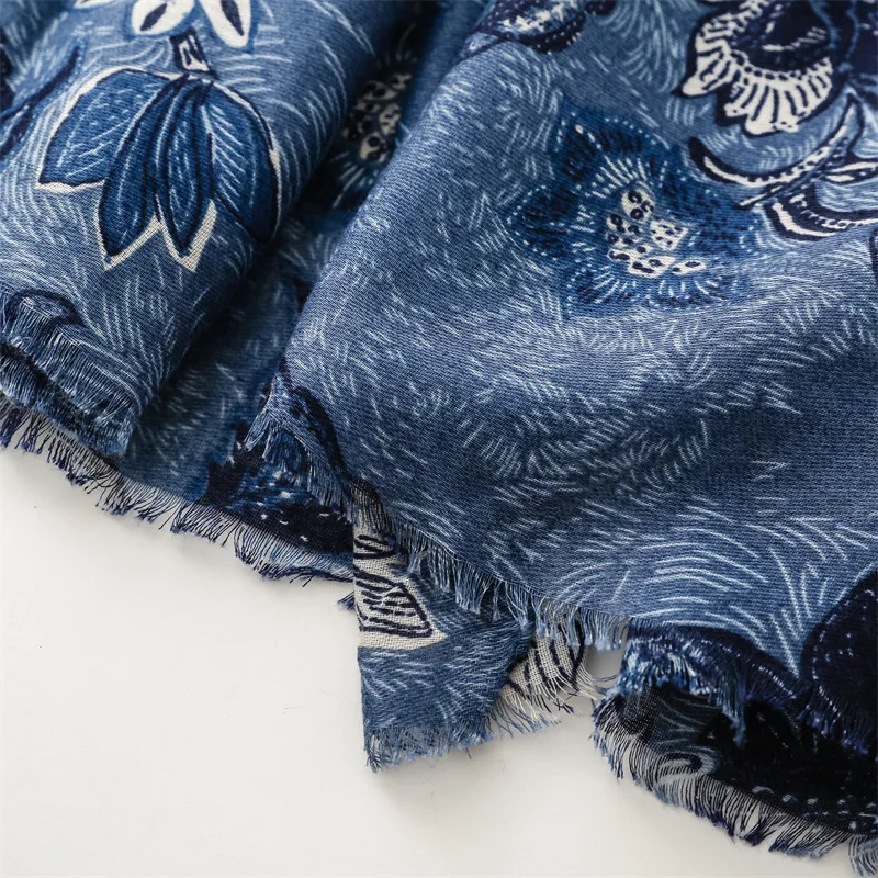 Aztec Ethnische Schöne Floral Fransen Viskose Schal Schal Winter Hohe Qualität Wrap Pashmina Stola Bufandas Moslemisches Hijab 180*90 cm – Detail 9