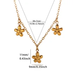 Elegant Vintage Gold 3D Floral Pendant Necklace for Women - Chic Stainless Steel Jewelry Gift (3)