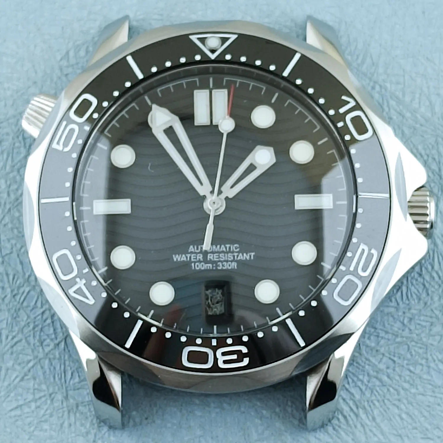Stainless Steel Sapphire Diving Watch Case with Transparent Back and Waterproof Design