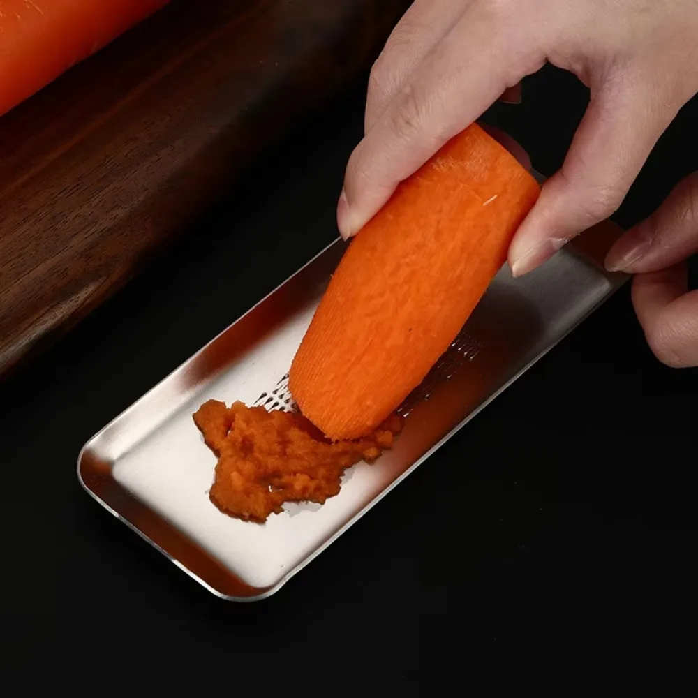 Portable 304 Stainless Steel Garlic Grinder Manual Rust-proof Ginger Grater Handheld Thickened Garlic Mill Tool Yam
