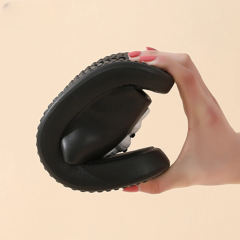 New Couples Slippers Thick Bottom Non-slip Bathroom Cute Women Sandal Indoor Outdoor Summer Home Comfortable Shoes