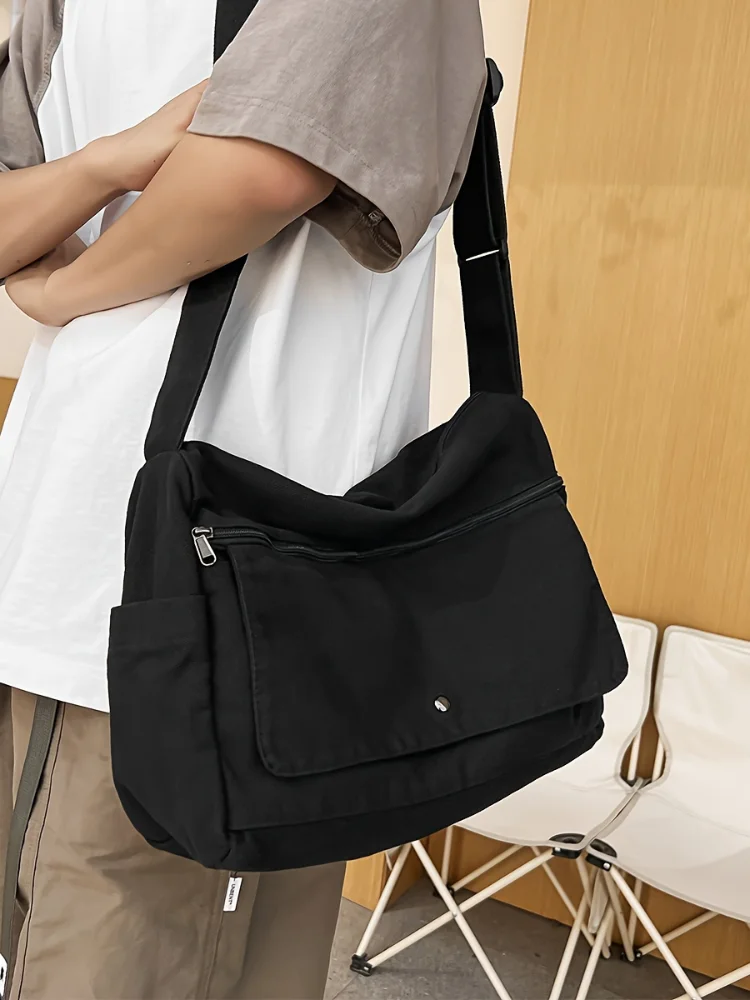 حقيبة هوبو كروس من القماش بسعة كبيرة، متوفرة بأربع...