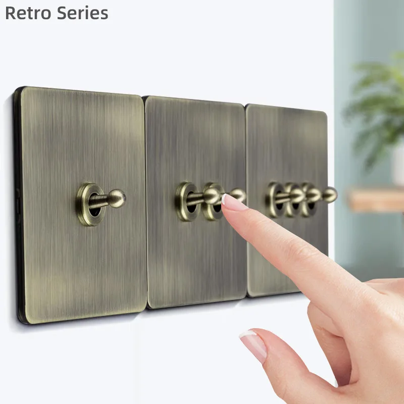 ปลั๊กสวิตช์ไฟสลักติดผนังแผงโลหะ EU แบบย้อนยุคเบ้า16A สเตนเลสสตีลทองแดงโบราณจากเยอรมันมีช่องเสียบ USB Type-C ชาร์จได้ 1