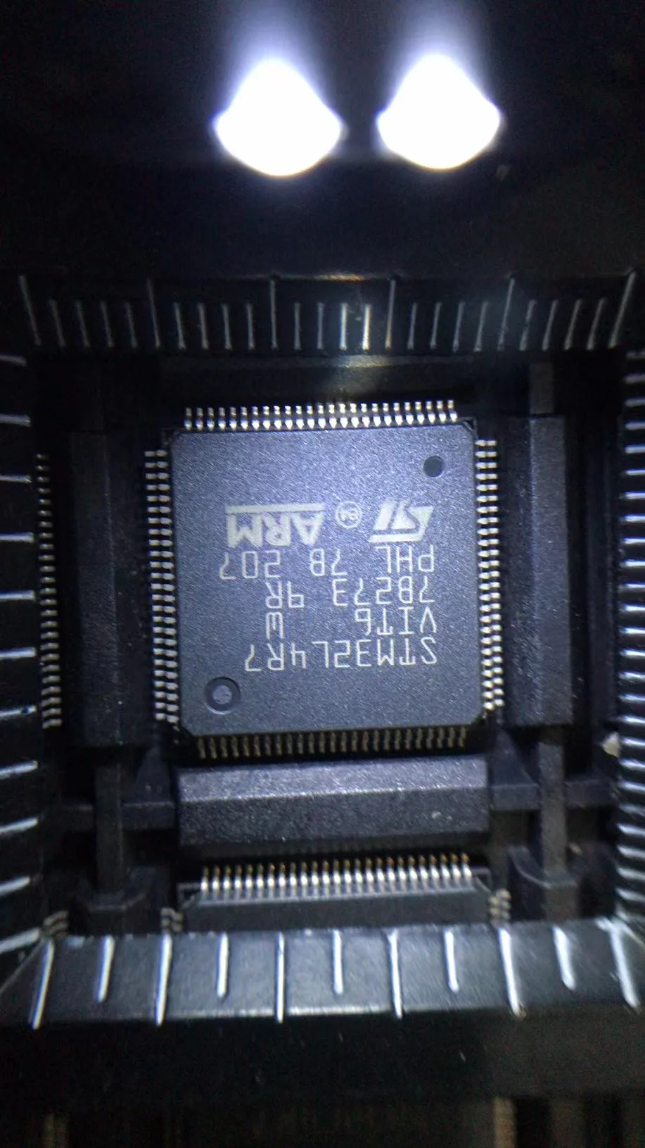 stm32l4r7vit6-lqfp100-arm-microcontrolador-100-nuevo-y-original-circuito-integrado