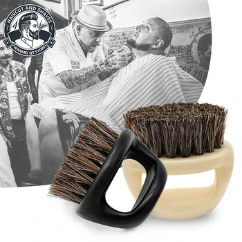 Spazzola professionale per barba da uomo - Spazzola con setole di cinghiale Spazzola per pulizia barba piccola e rotonda - Pettine con setole con manico nero