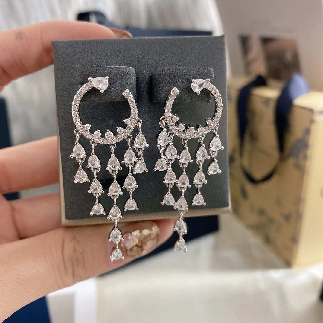 2022 Hot Brand Water Drop Zircon Earrings Earrings Simple And Generous Fashion Versatile Banquet ExquisiteEar Studs