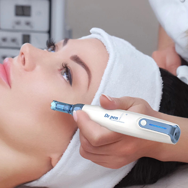 Dr. Pen A9 Derma Pen Beauty Equipment Mts Microneedling Device Face Skin Care Machine Ultima-A9 W Wireless Con Cartucce Da 12 Pezzi