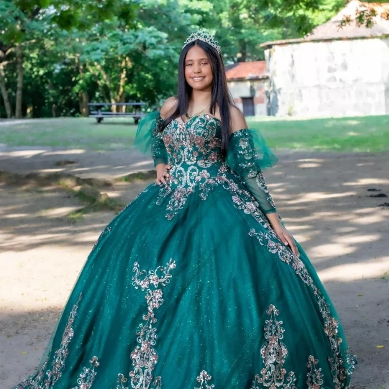

Luxury Green Sweetheart Appliques Lace Off The Shoulder Quinceanera Dress 2024 Ball Gown Floor Length 15 Anos Prom Pageant Dress