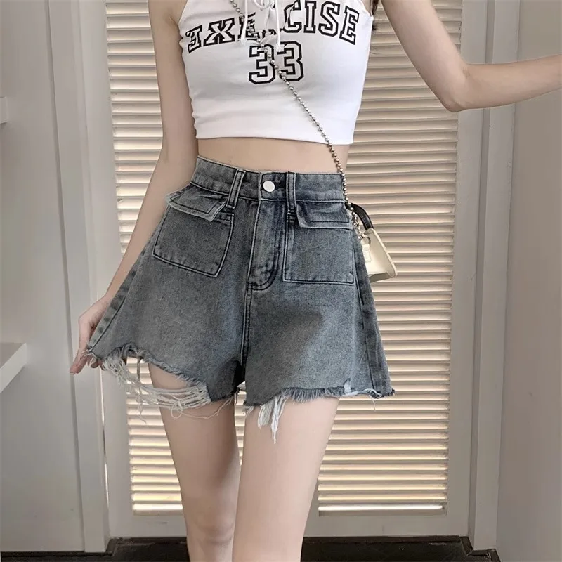 

Retro distressed raw edge denim shorts for women's summer new design, spicy girl high waisted A-line wide leg hot pants