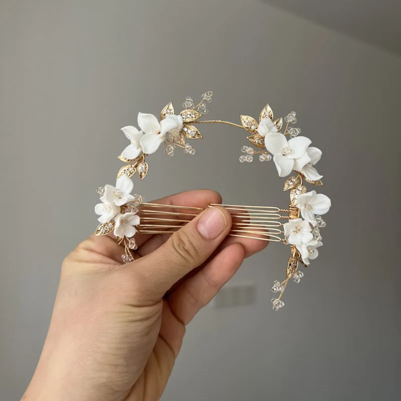 SLBRIDAL Handmade Alloy Leaf Porcelain Flower Pearls Bridal Hair Comb Wedding Headpieces Women Girls Jewelry Hair Accessories