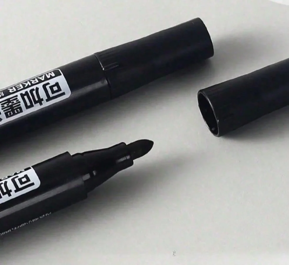 Versatile Permanent Oil-Based Marker Set - Black, Red, Blue - Ideal