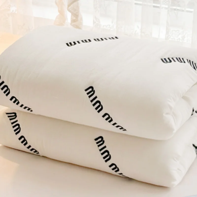 1 pc Quilted Mattress Cover Letter Embroidery Bed Cover Mattress Protector 2024 Class A Soybean Fiber Quilted Fitted Bed Sheet 5