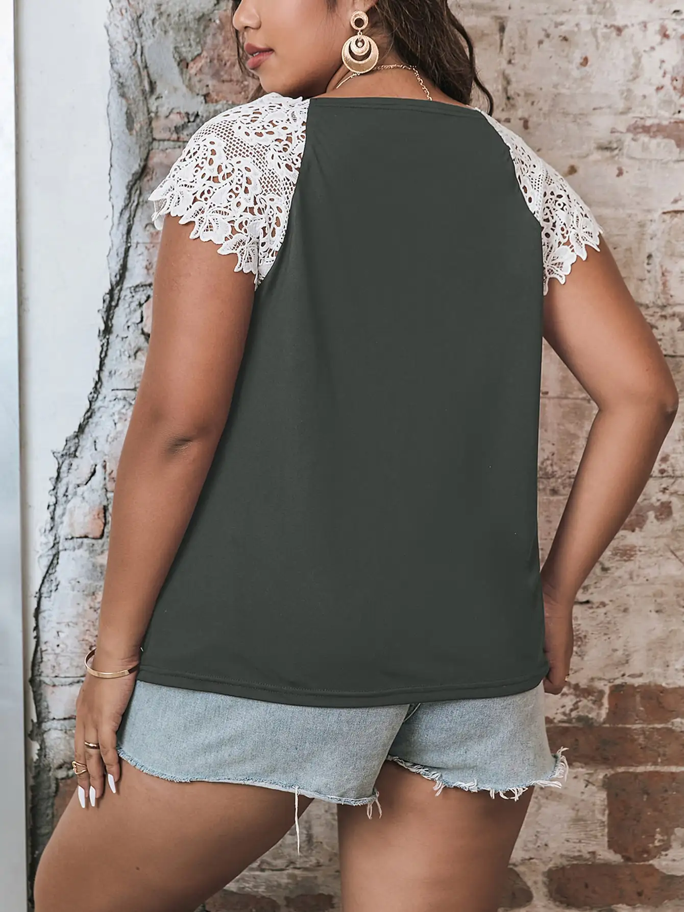 Finjani Women's T-shirts Plus Size Grey Loose Tee 2022 Breathable Lace Sleeve Top Blouses