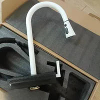 จอแสดงผลดิจิตอลอัจฉริยะ Feiyu น้ําตกผักอ่างล้างหน้า Universal Pull-OUT SINGLE Hole ห้องครัวก๊อกน้ําร้อนและเย็น 5