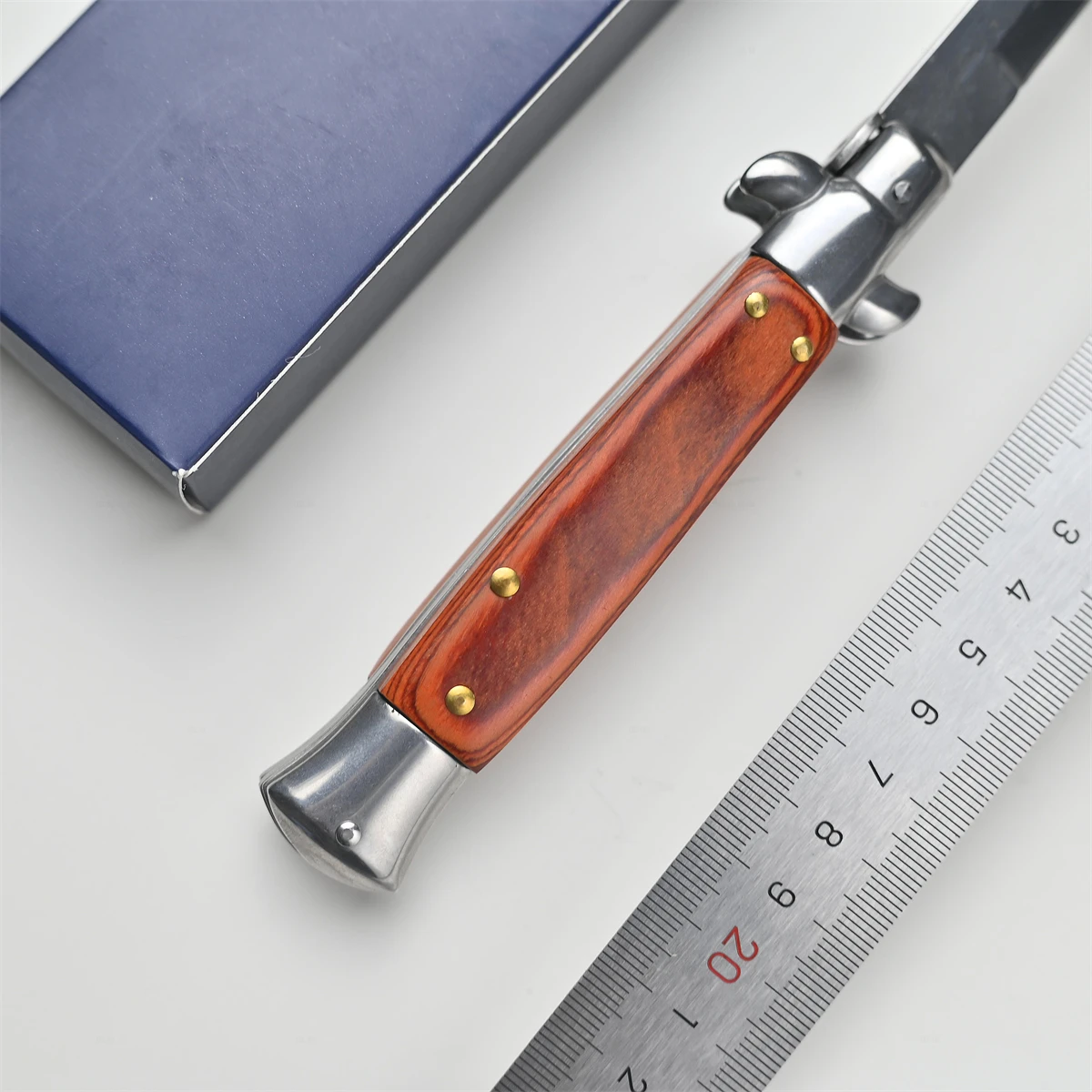Classic AKC Folding Knife Wooden Handle 440C Blade Quick Open Military Survival Tactics Outdoor Hunting Protective Knife 5