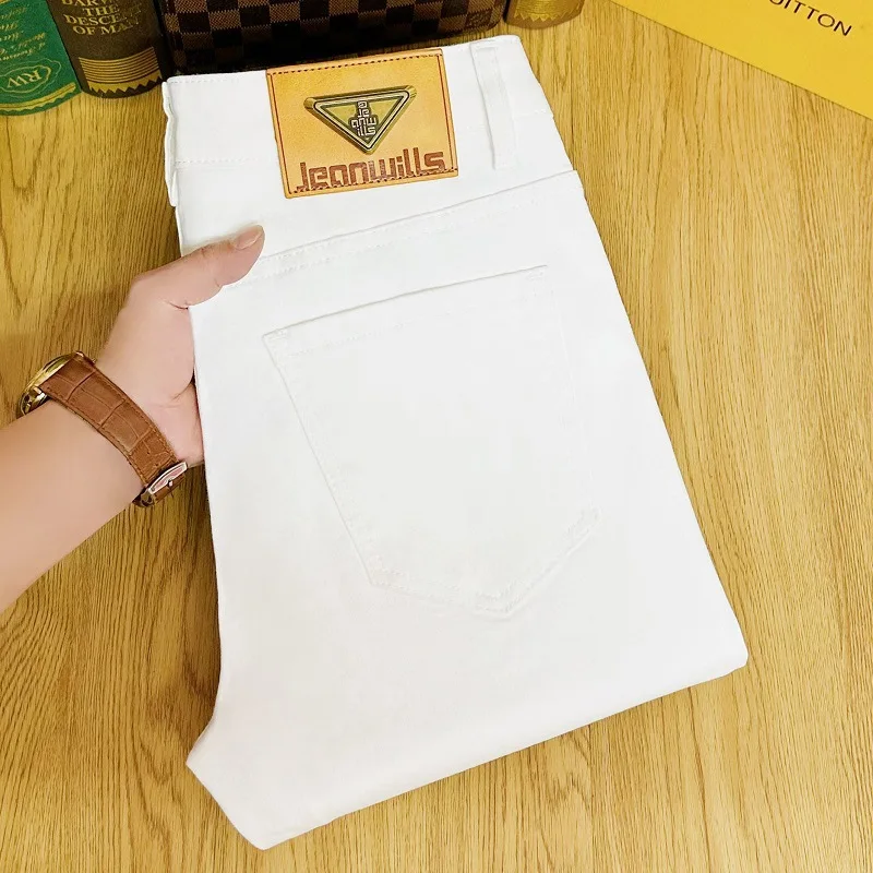 Рисунок 5 - Джинсы мужские облегающие