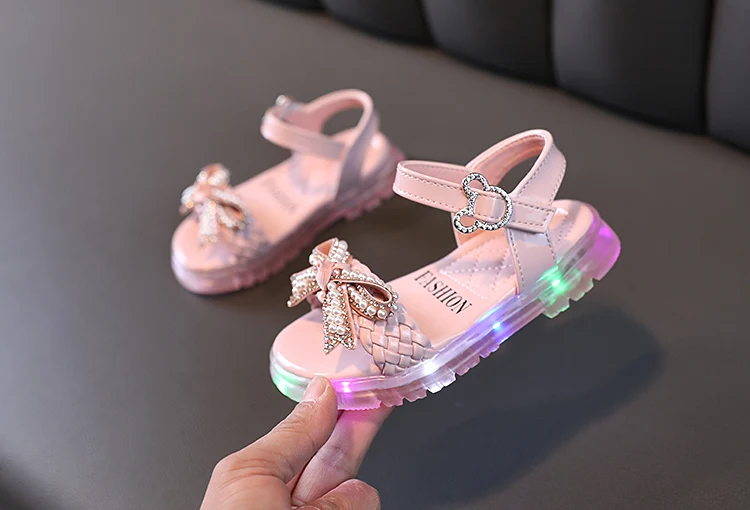 Não-slip Summer Beach Crianças Sandálias Arco Meninas Led Princess Shoes Rosa 2-8Y