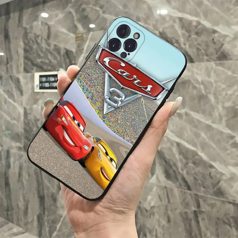 thumbnail image 1 of Funda de teléfono Disney Cars Lightning McQueen para iPhone 8 7 6 6S Plus X SE 2020 XR XS 14 11 12 13 Mini Pro Max Funda para móvil, 1 of 5