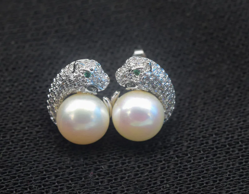 

freshwater pearl white coin earrings leopard stud 9-10mm wholesale beads zircon pearl