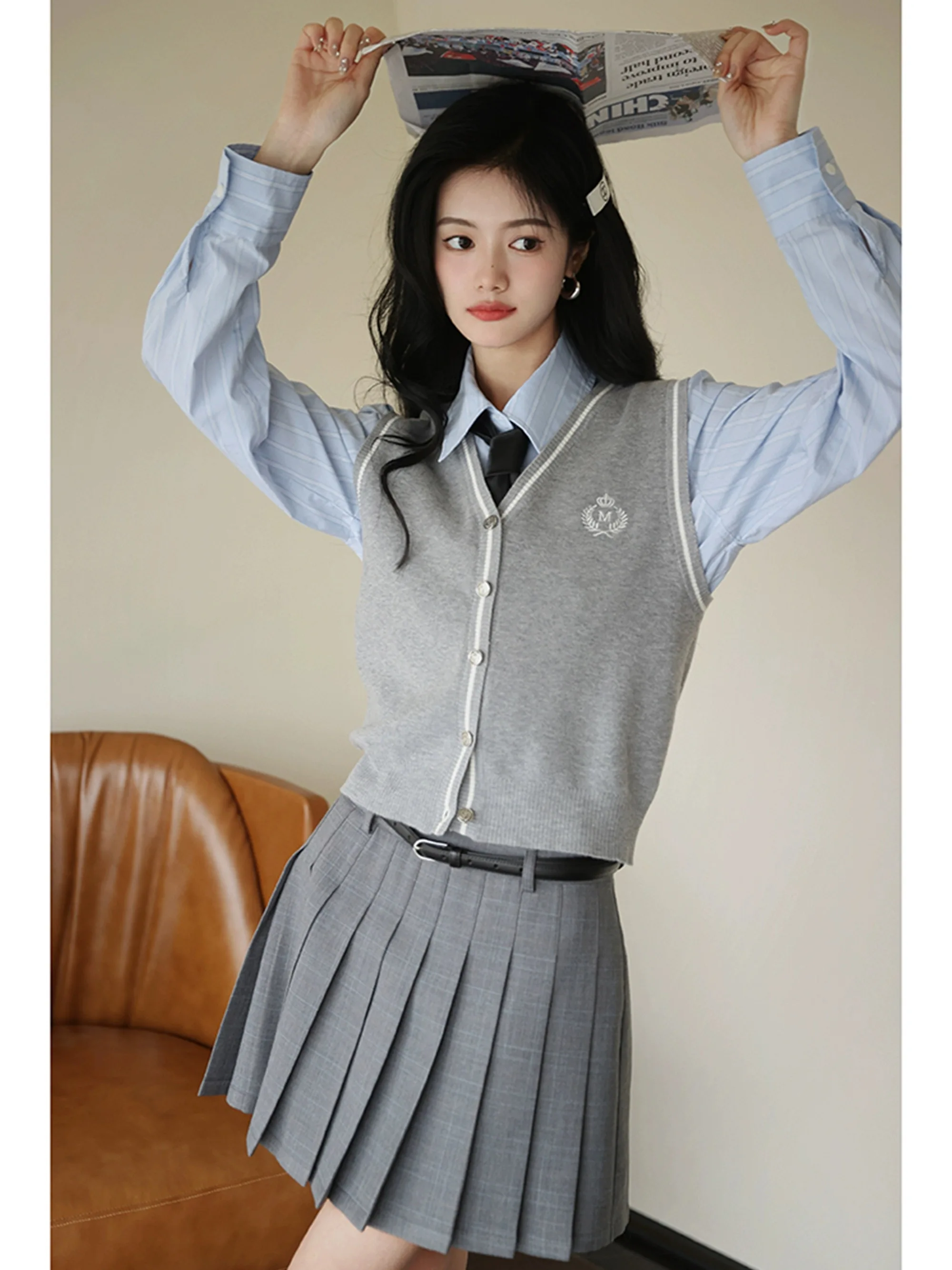 여성용 니트 스웨터 가디건, 짧은 루즈 빈티지 스웨터, 민소매 소녀 V넥 풀오버, 용수철 가을, 2024
