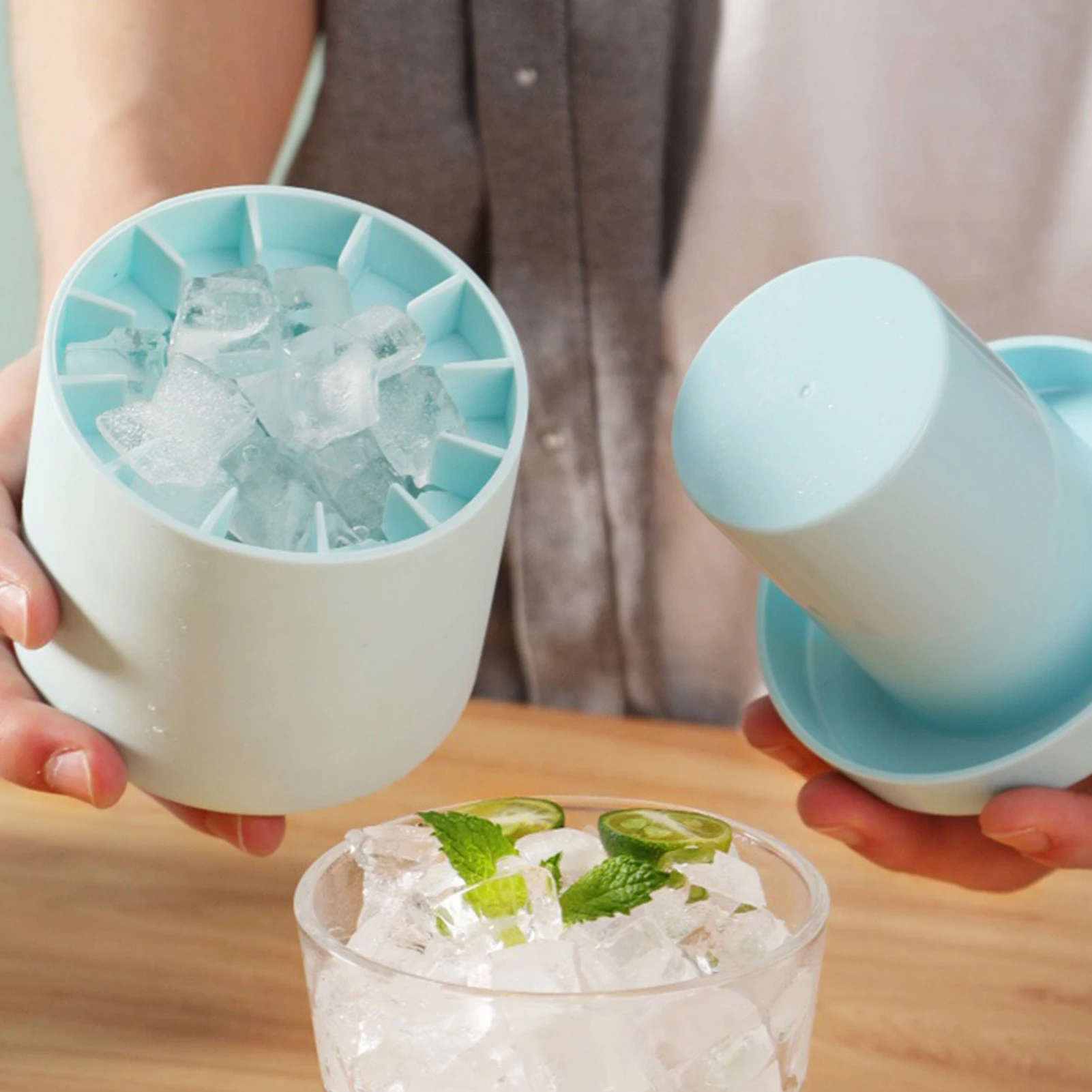 Food-grade Silicone 2 In 1 Ice Maker Ice Cube Maker Cup for Freezer Mold Summer Bucket for Whiskey Bourbon Wine Beer