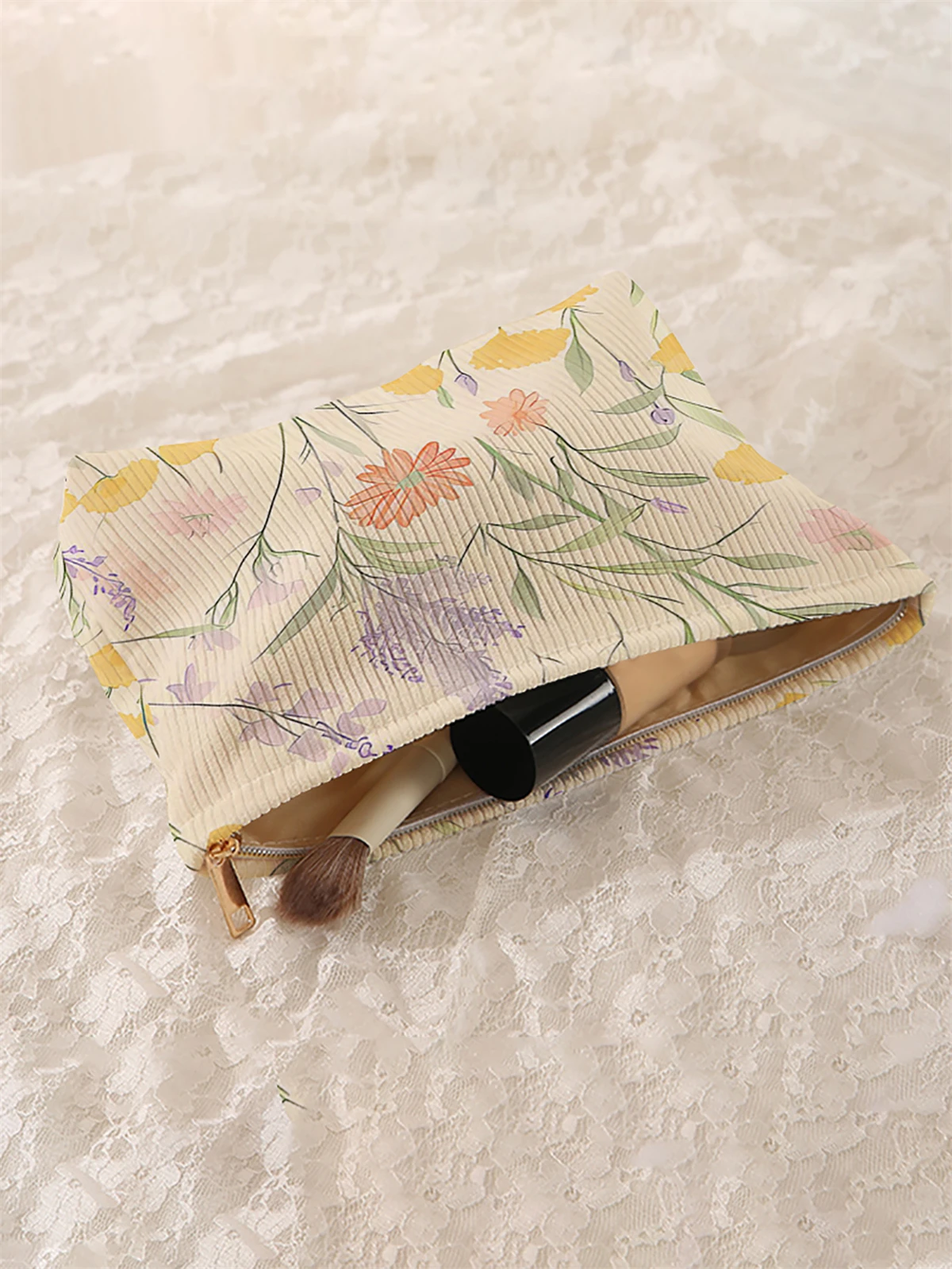 1 floral corduroy makeup bag, lightweight zipper makeup storage box, multifunctional bag with lining