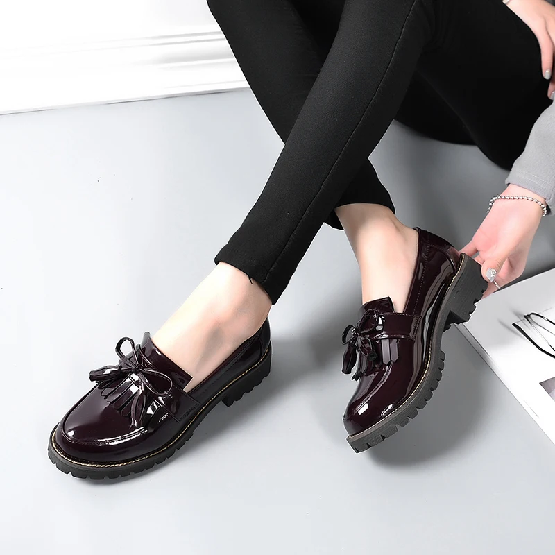 Plus Size 41 42 43 Oxford Shoes for Women Patent Leather Shoes Woman Bowknot Slip on Women Flats Tassels Ladies Leather