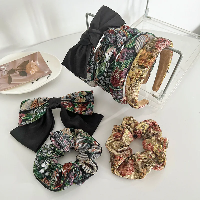 

Korea Retro Floral Embroidery Ribbon Hairbands French Court Style Hair Accessories For Women Girls Head Rope Hair Headdress