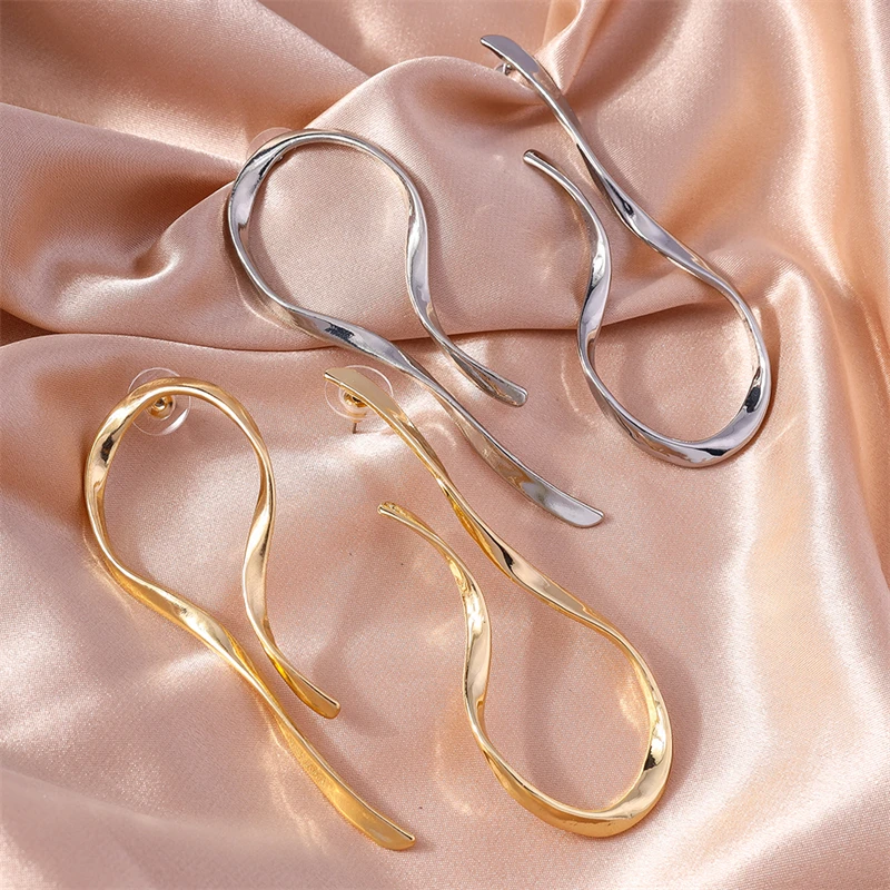 Punk Metall Unregelmäßige Hohle Ohrstecker für Frauen Mädchen Party Festival Schmuck Geschenke