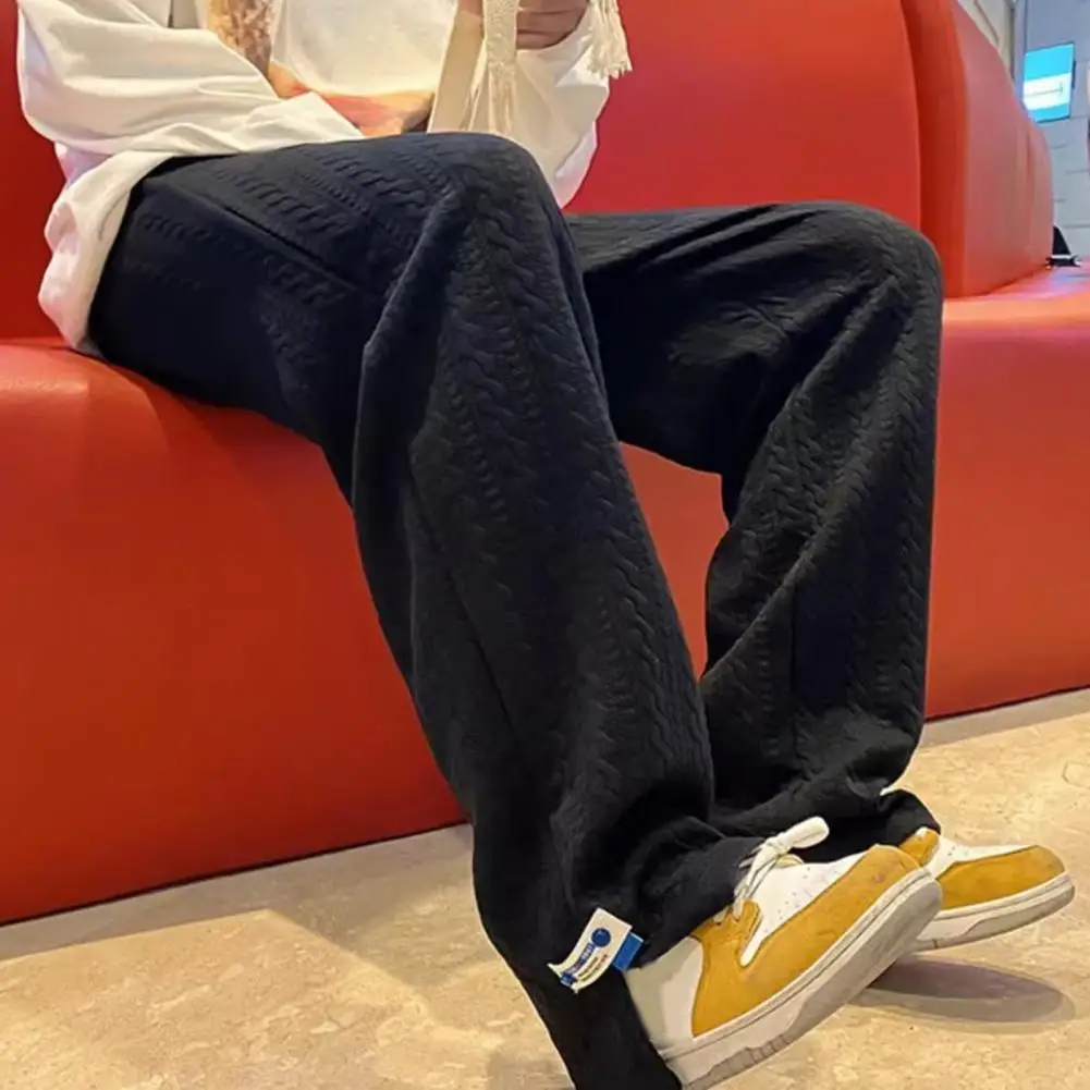 Рисунок 4 - Спортивные штаны с прямыми штанинами