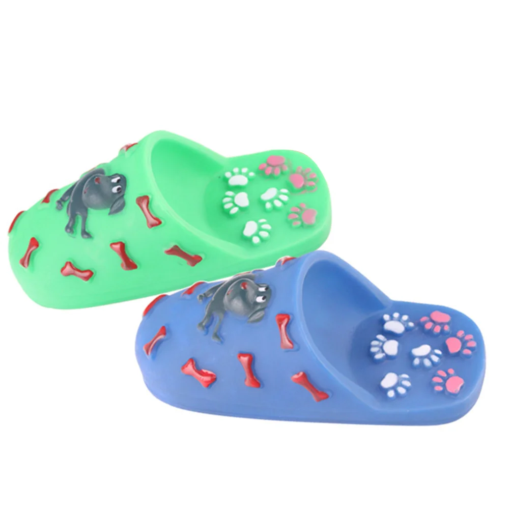 

2pcs Dog Molar Toy Rubber Sounding Slippers Toy Bite Resistant Pet Chewing Toy Pet Supplies for Dog Puppy (Random Color)