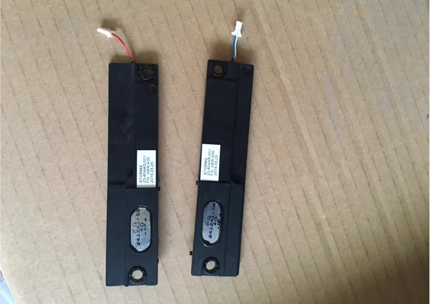 

Original For ACER Aspire S7-392 Laptop Built-in Speaker STORM2 23.40AAR.001 23.40AAQ.001 100% Tested Fast Ship