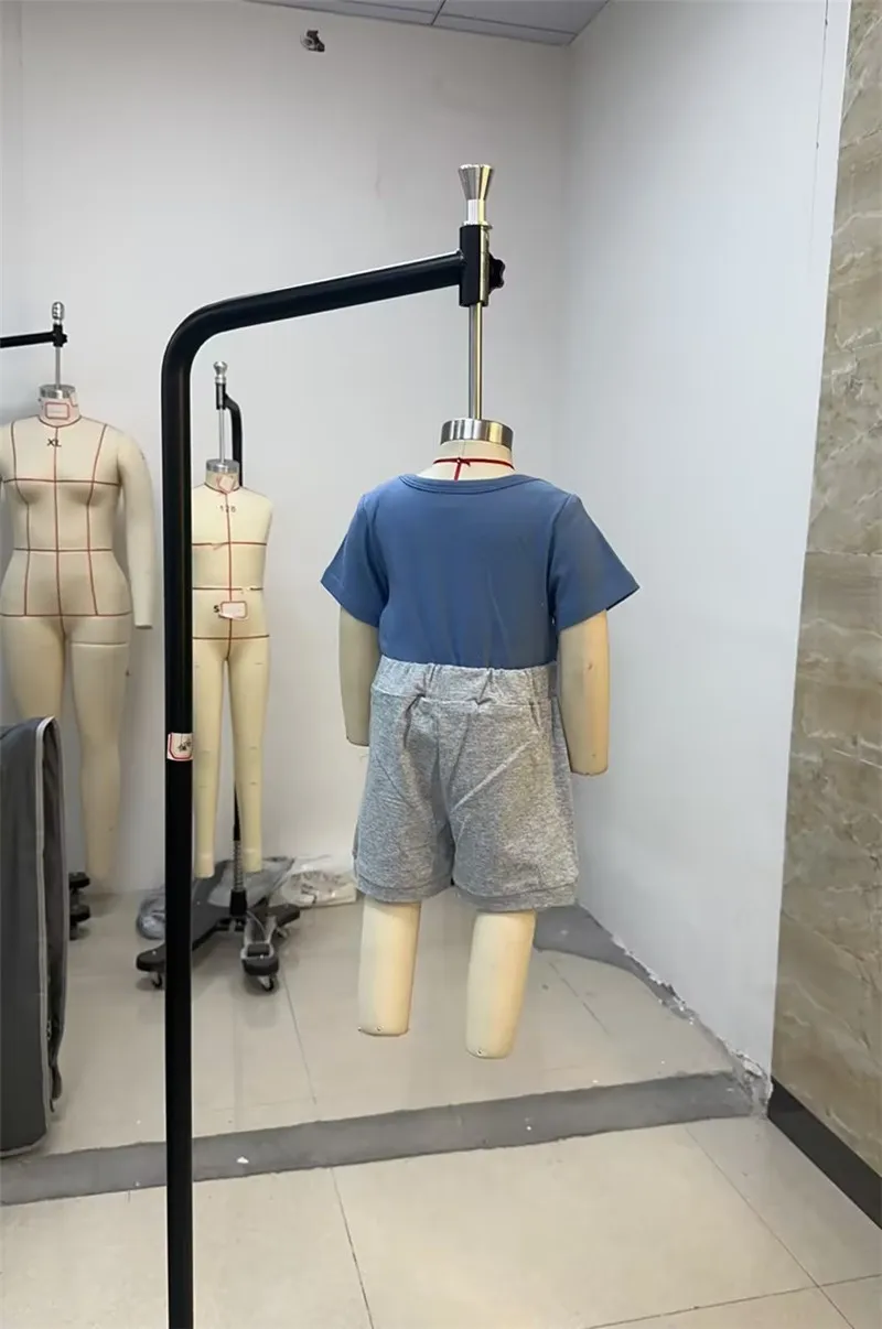 Set di pantaloncini estivi per neonato da 0 a 6 mesi, pagliaccetto con stampa di lettere a maniche corte e set di pantaloncini in tinta unita 5