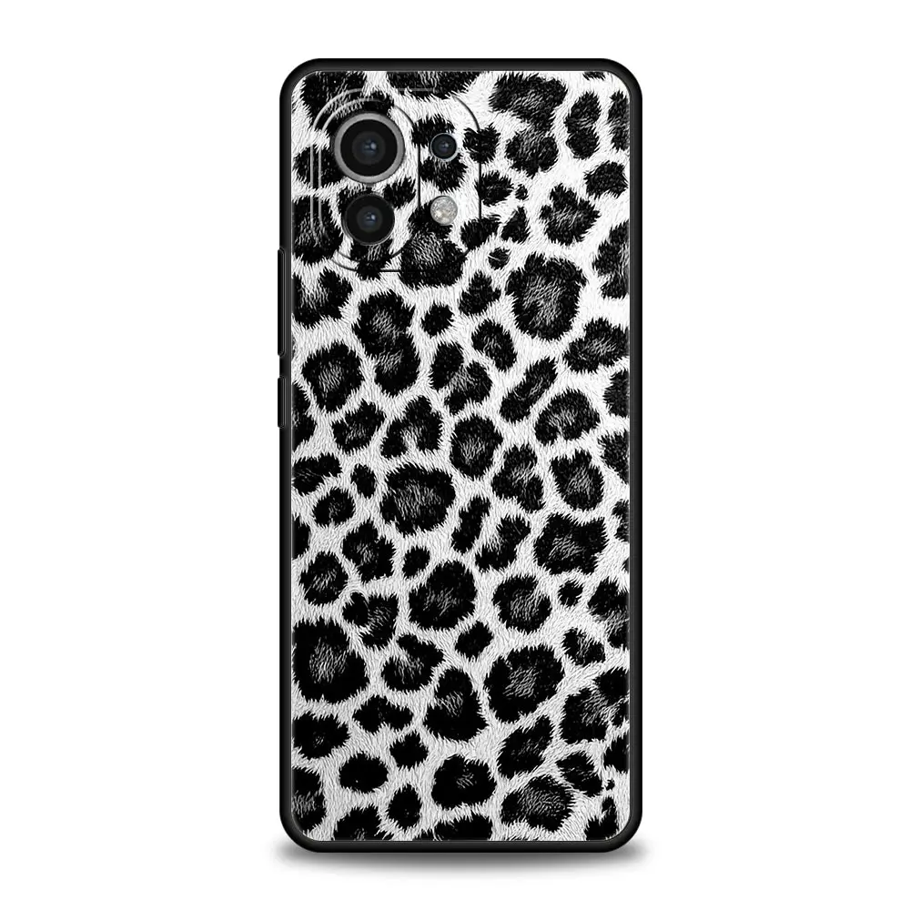 Chic Animal Print Phone Case - Soft Cover with Tiger and Leopard Designs