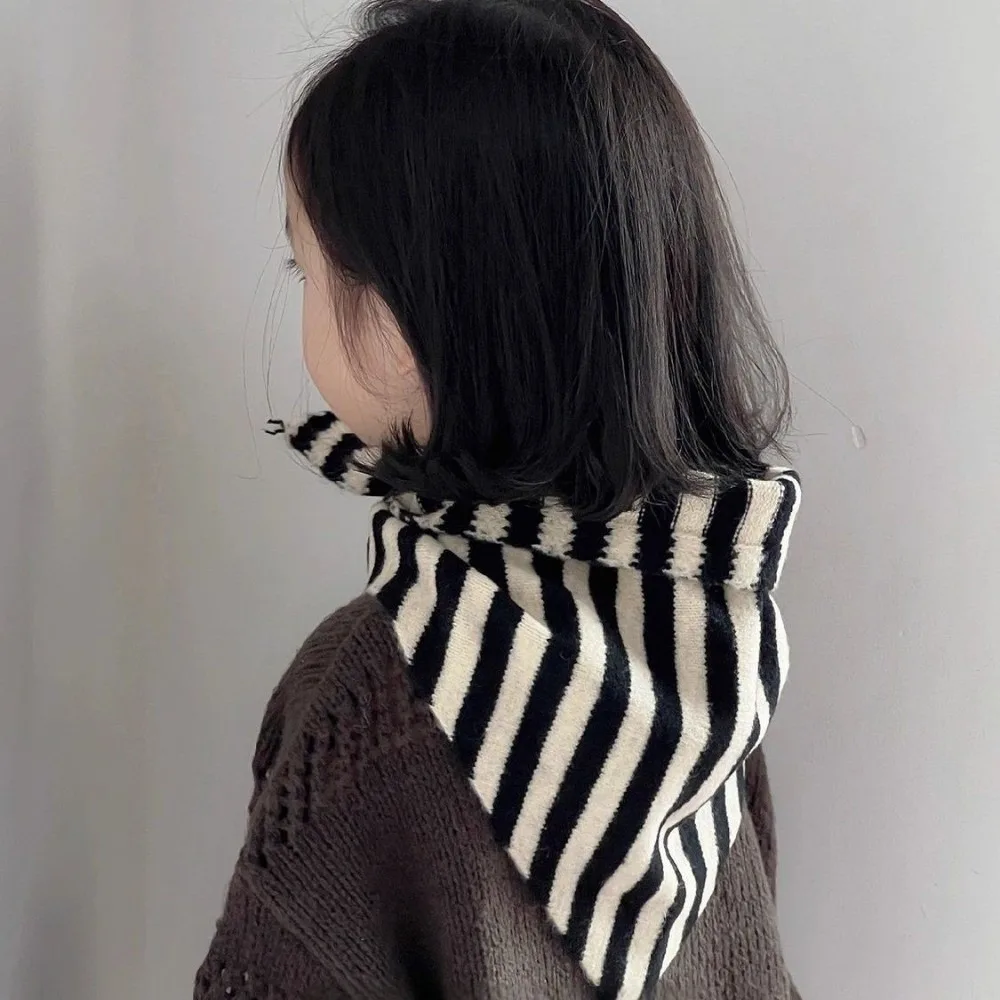 새로운 줄무늬 니트 삼각형 스카프 부드러운 다기능 숄 방한 방풍 넥커치프 소년과 소녀용