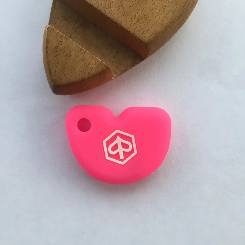 Silicone motorcycle key cover case for Vespa GTS300 946 LX150 Enrico Piaggio 125 150 fly RA1 3vte Gts 200 Creative motor key Key Case Cover Key Case