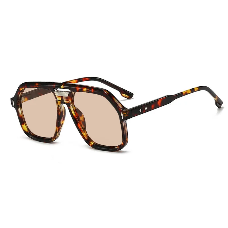 Vintage-Inspired Oversized Square Sunglasses with Rivet Accents and UV400 Protection