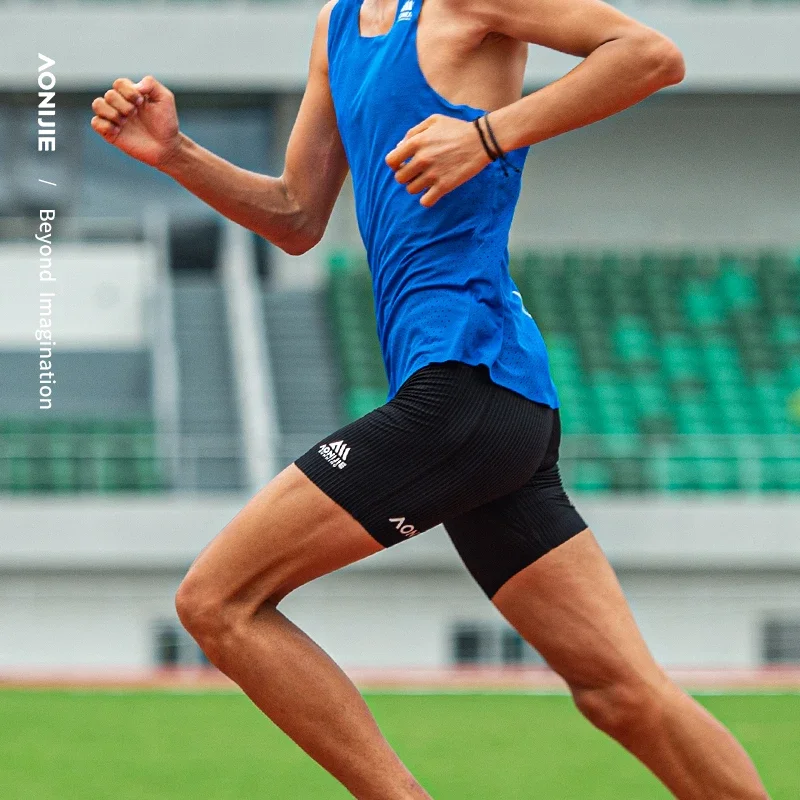 Рисунок 4 - Спортивные мужские шорты AONIJIE FM5182