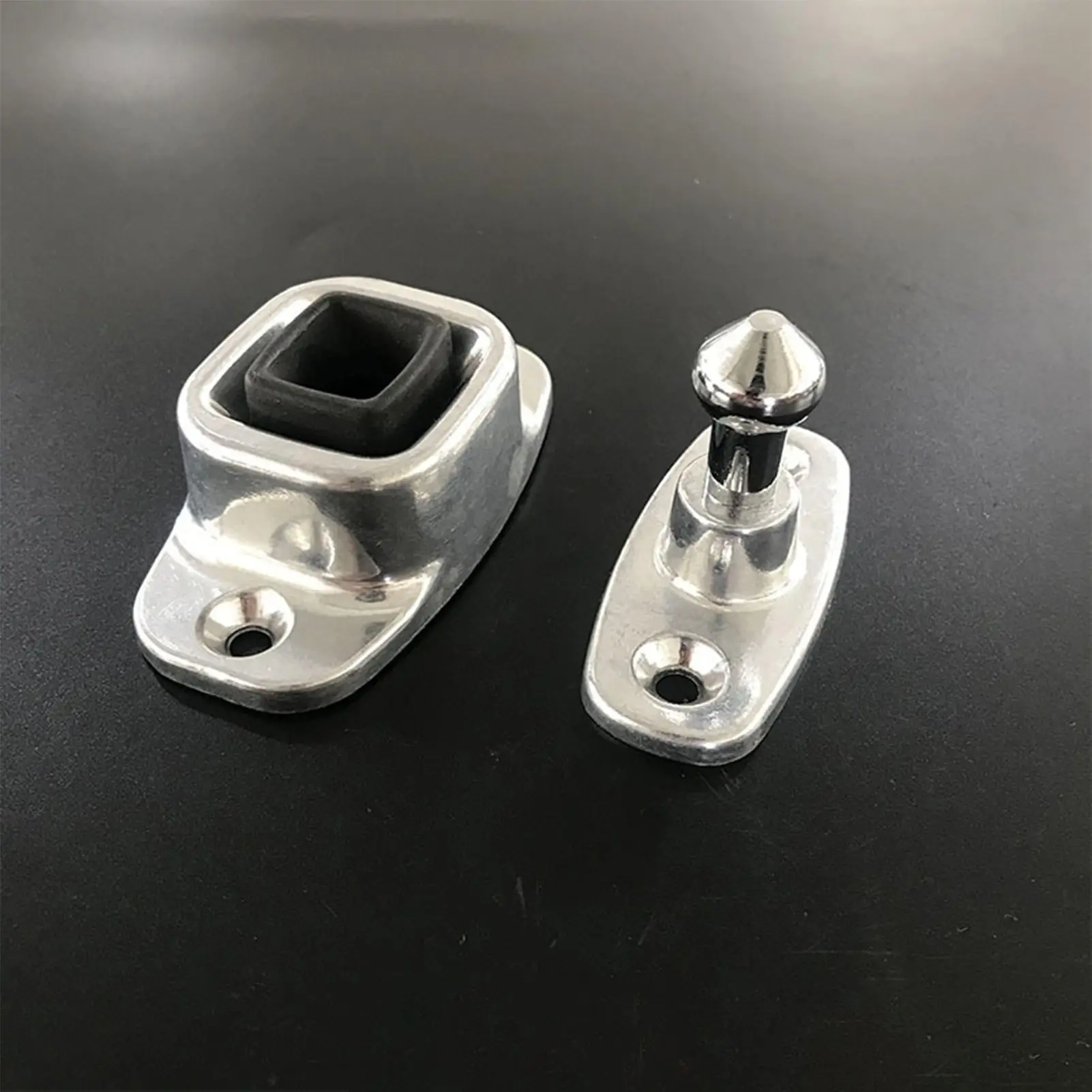 RV Door Holder Catch Trailer Door Latch Door Latch Heavy Duty Enclosed Trailer Door Latch RV Trailer Door Stopper RV Accessories