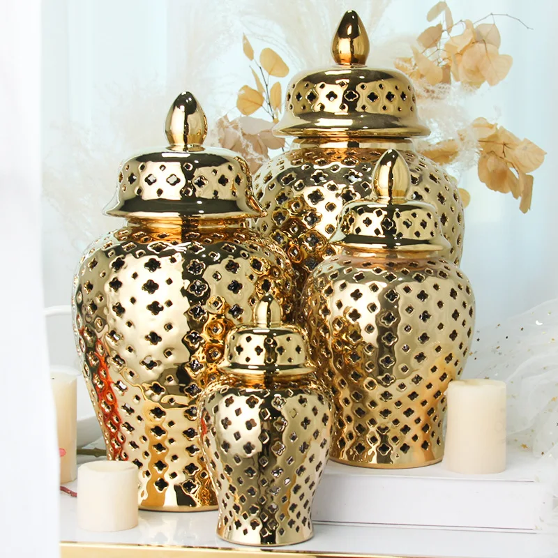 Pierced Gold Ceramic Vase Ginger Jar with Lid Hollow Out Storage Jar Bud Vase Carved Lattice Temple Jar for Room Home Decorative 2