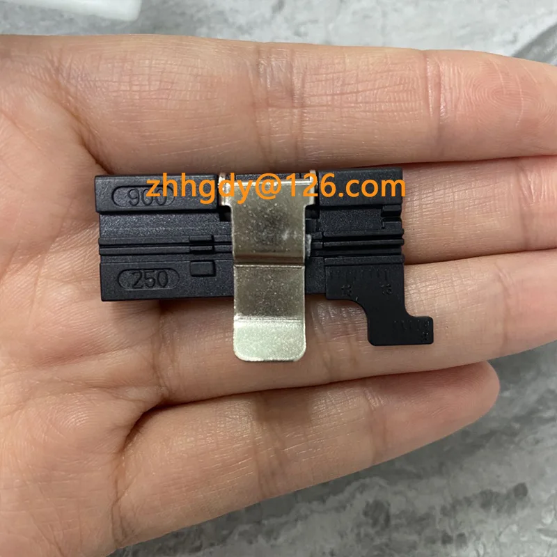 Made in china CT-30 CT-06 CT-30A cleaver fixture fiber cleaver FTTH fiber holder for 0.25mm 0.9MM