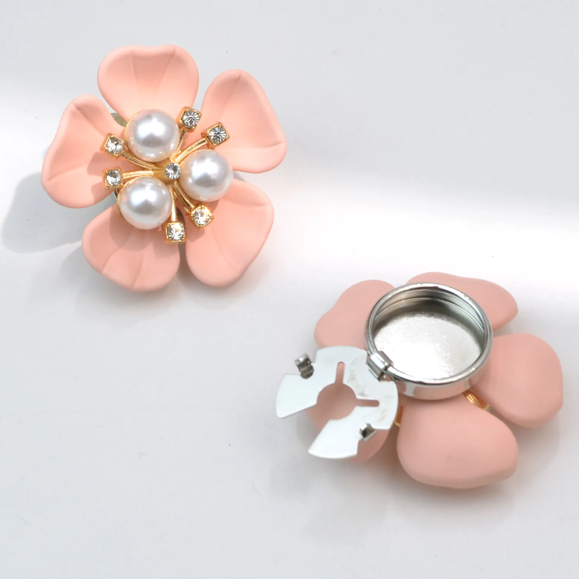 2 Stück Modische Strass-Knopfabdeckungen Hemdknöpfe Ärmel-Blumen-Manschettenknöpfe für Herren Damen Dekorative Accessoires Schmuck Geschenke – Detail 3