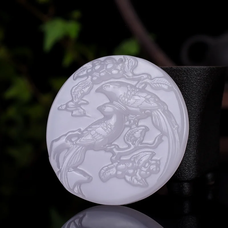 

Color Jade Magpie Bird Pendant Necklace Natural Jadeite Chinese Carved Fashion Jewelry Gemstone Charm Amulet Gifts for Women Men
