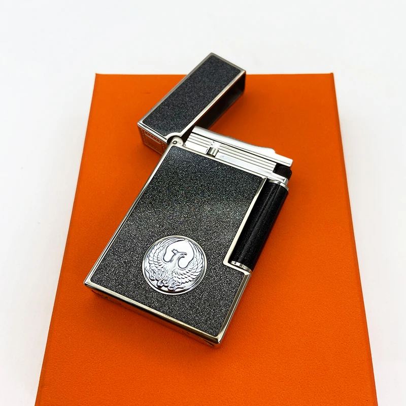 New retro lighter bright sound brass shell windproof lighter butane inflatable side slip high