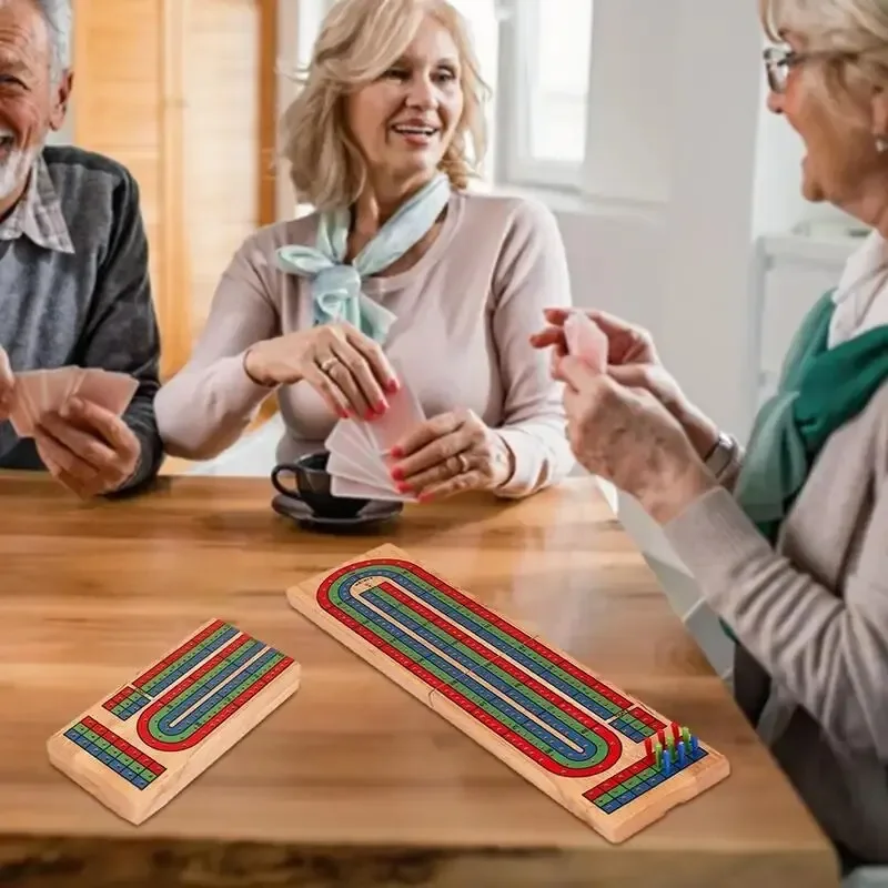 Gioco da tavolo Cribbage in legno Classico gioco da tavolo Cribbage a 3 piste con 9 picchetti Cribbage Gioco da tavolo di carte portatile per interni ed esterni per adulti - immagine 2